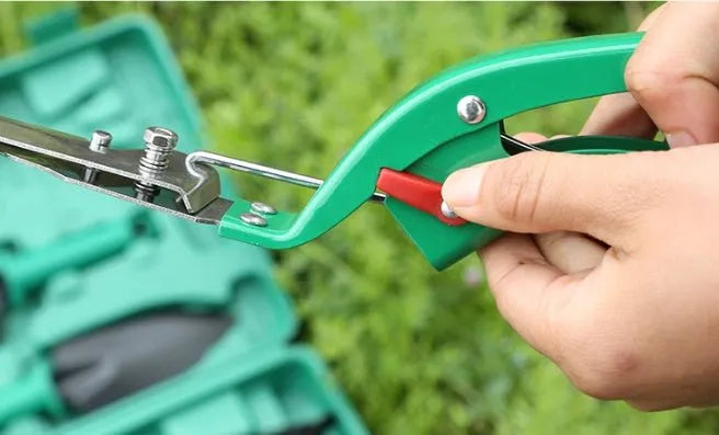 Ten - piece gardening tool set - Vendlett